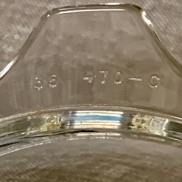 Vintage Pyrex Daisy Sunflower Casserole Dish Glass Lid 470-C Round Yellow Orange - Picture 6 of 6